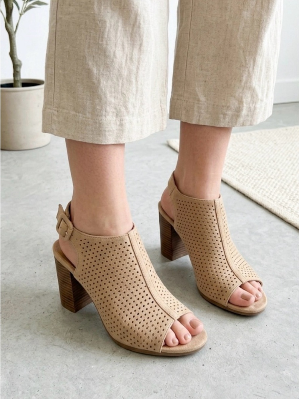 Madden Girl Beckie - S Peep Toe Ankle Strap Heels 8.5
